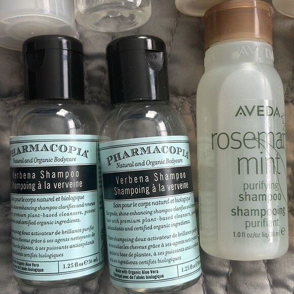 15 Deluxe Travel Size Shampoos - Picture 6 of 7